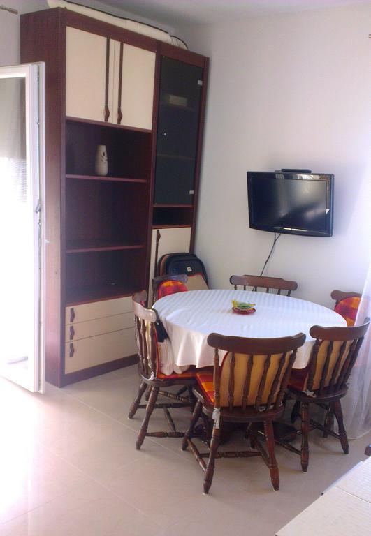 Apartment Feliks Mandre Phòng bức ảnh